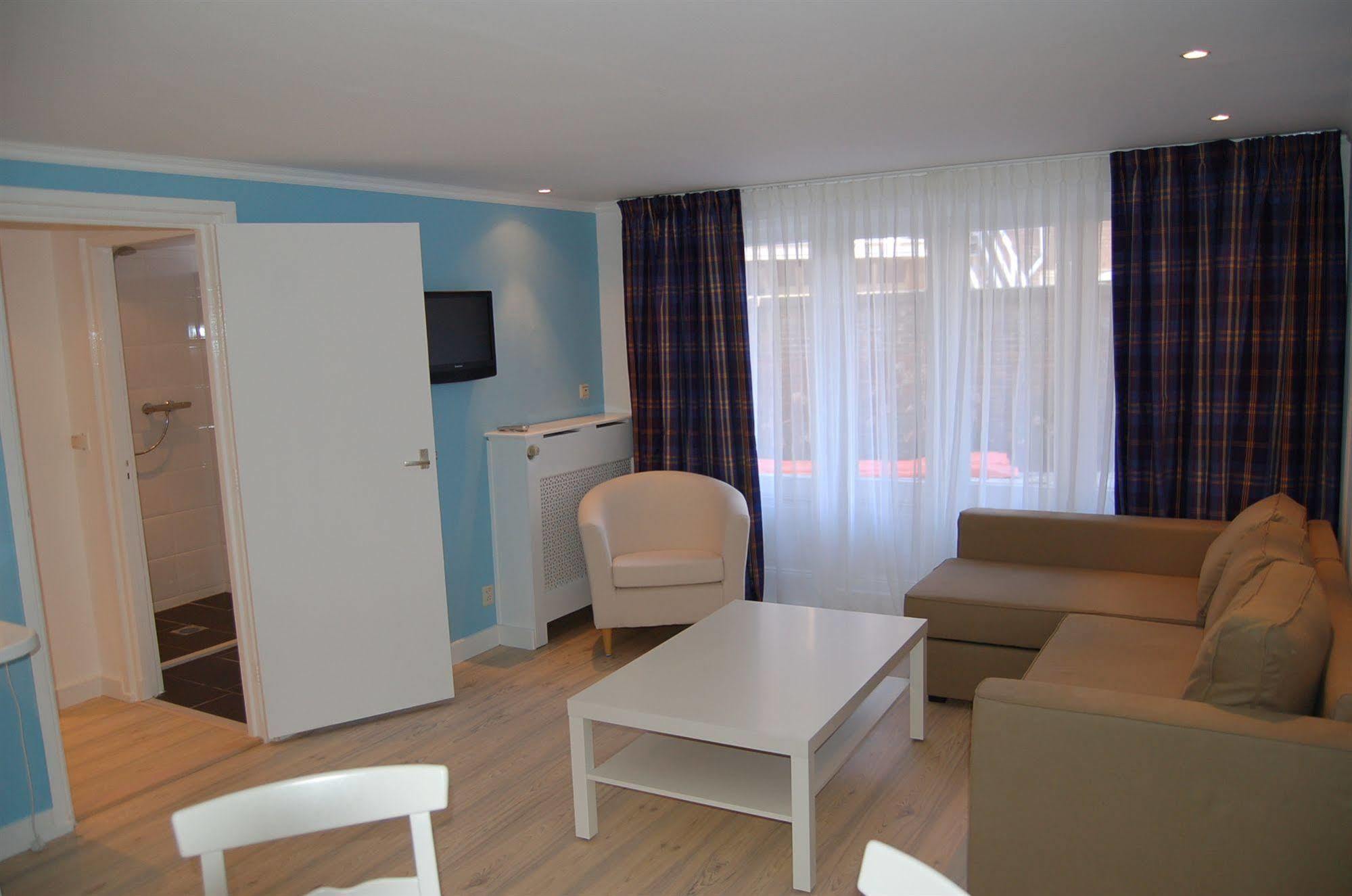 Hotel Mimosa Scheveningen 2* Den Haag